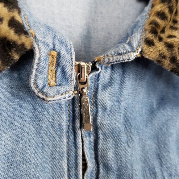 Vintage Denim Faux Fur Collar Cheetah Shirt Jacket Womens Medium Chambray Zipper - Picture 10 of 12